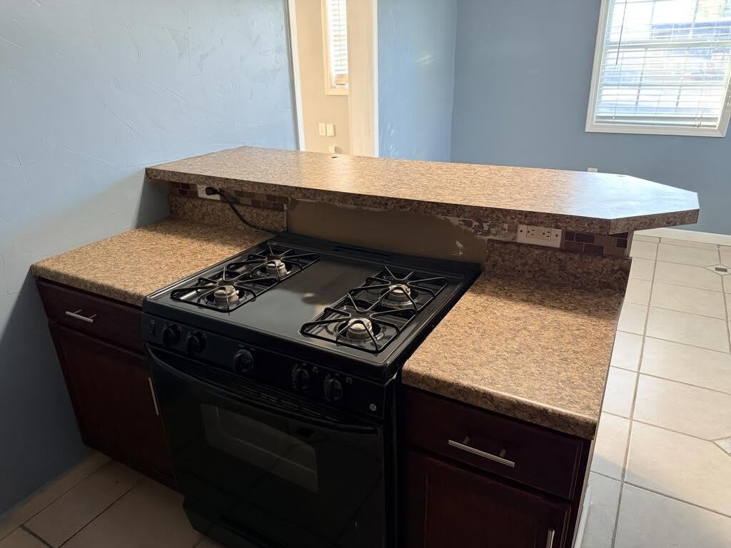 1120 W 5th – photo 4