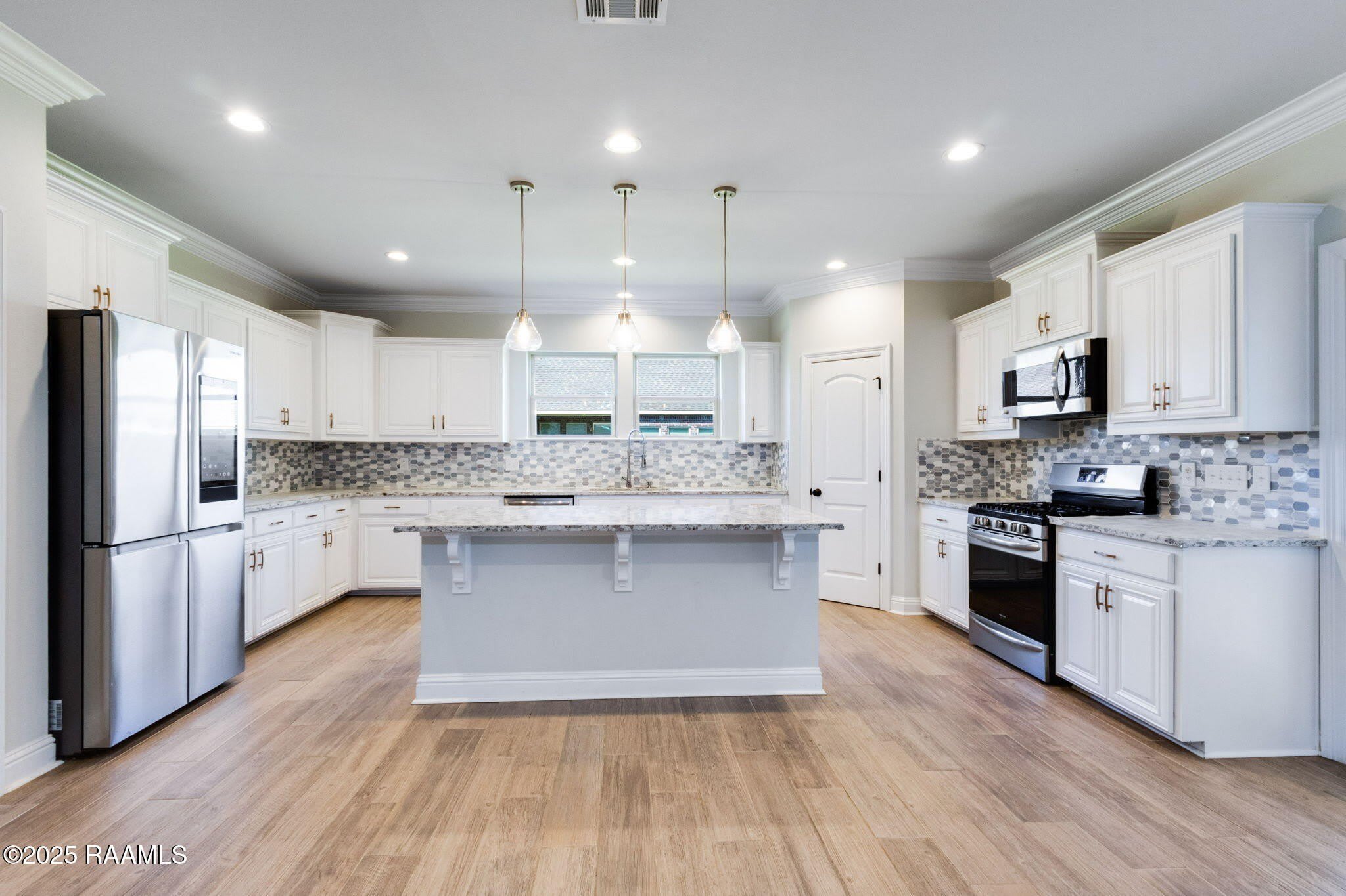219 Finnegan Way – photo 3