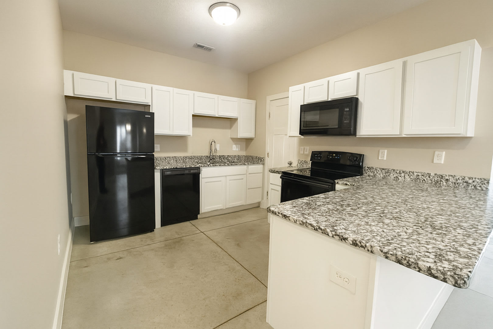 8194/96 E 34th Ct S – photo 4