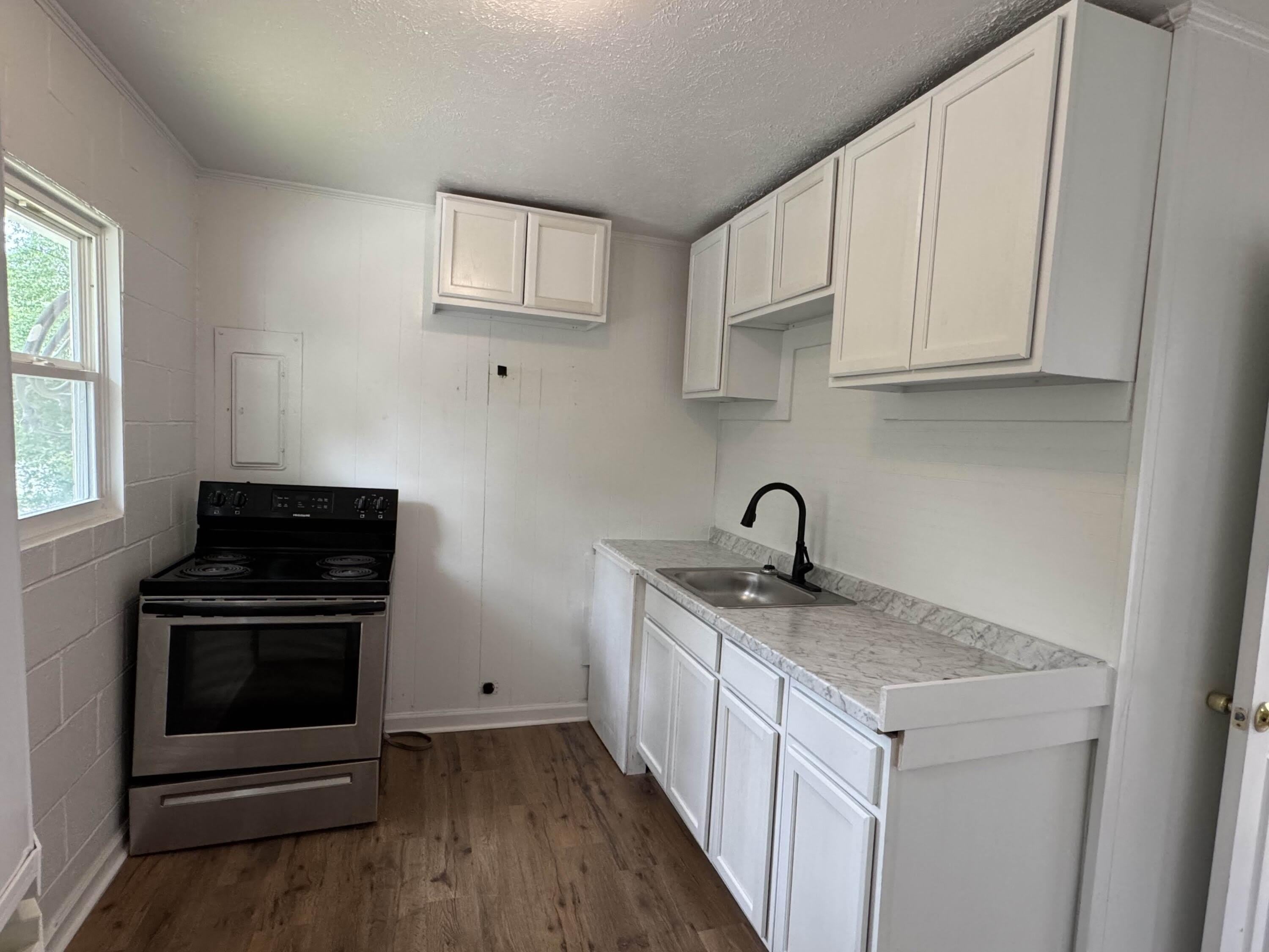 532 NW Hampton Avenue NW – photo 2
