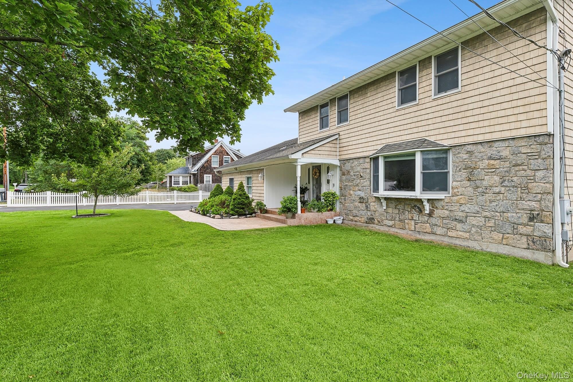 48 Fanning Avenue – photo 2