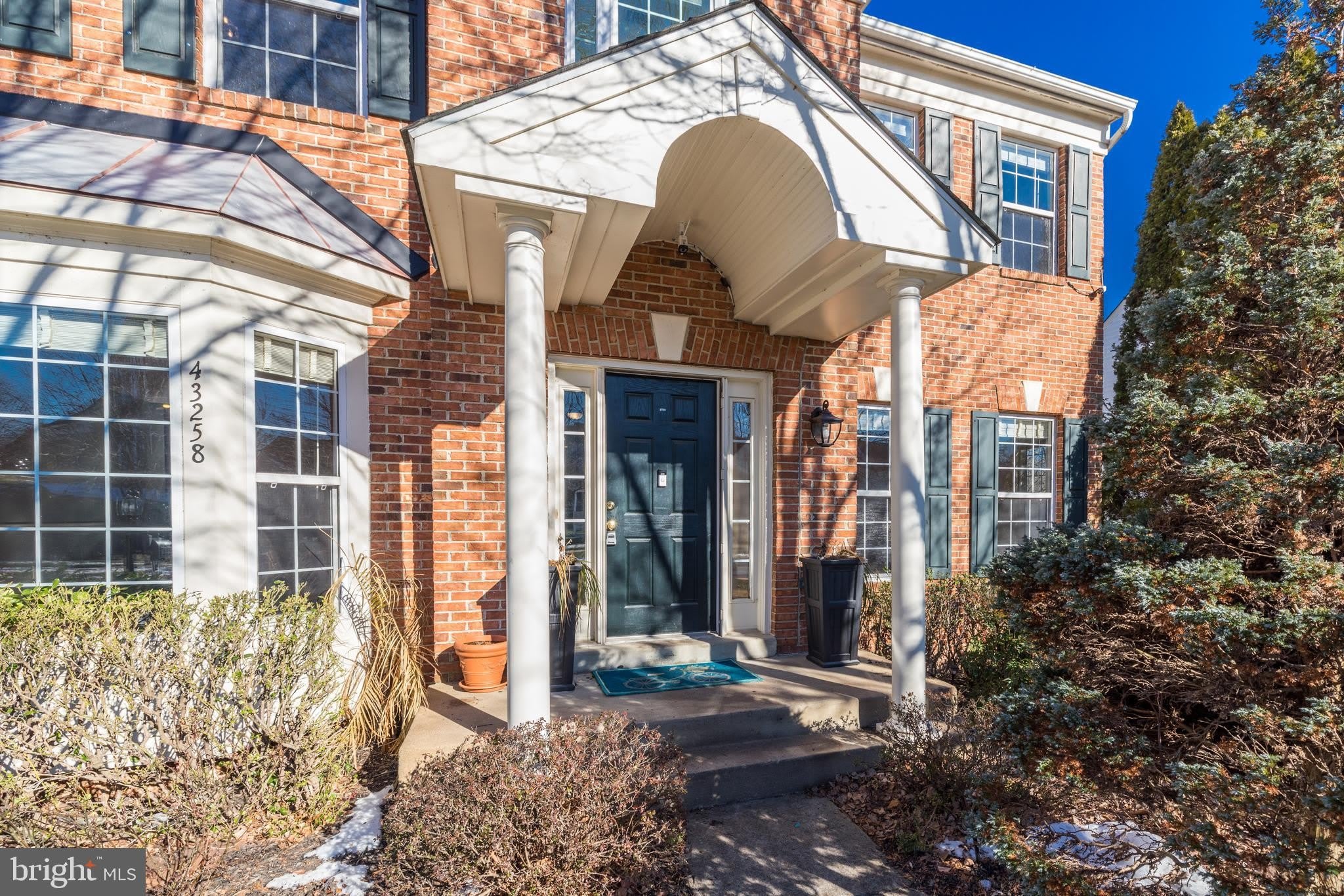 43258 MEADOWOOD Court – photo 3