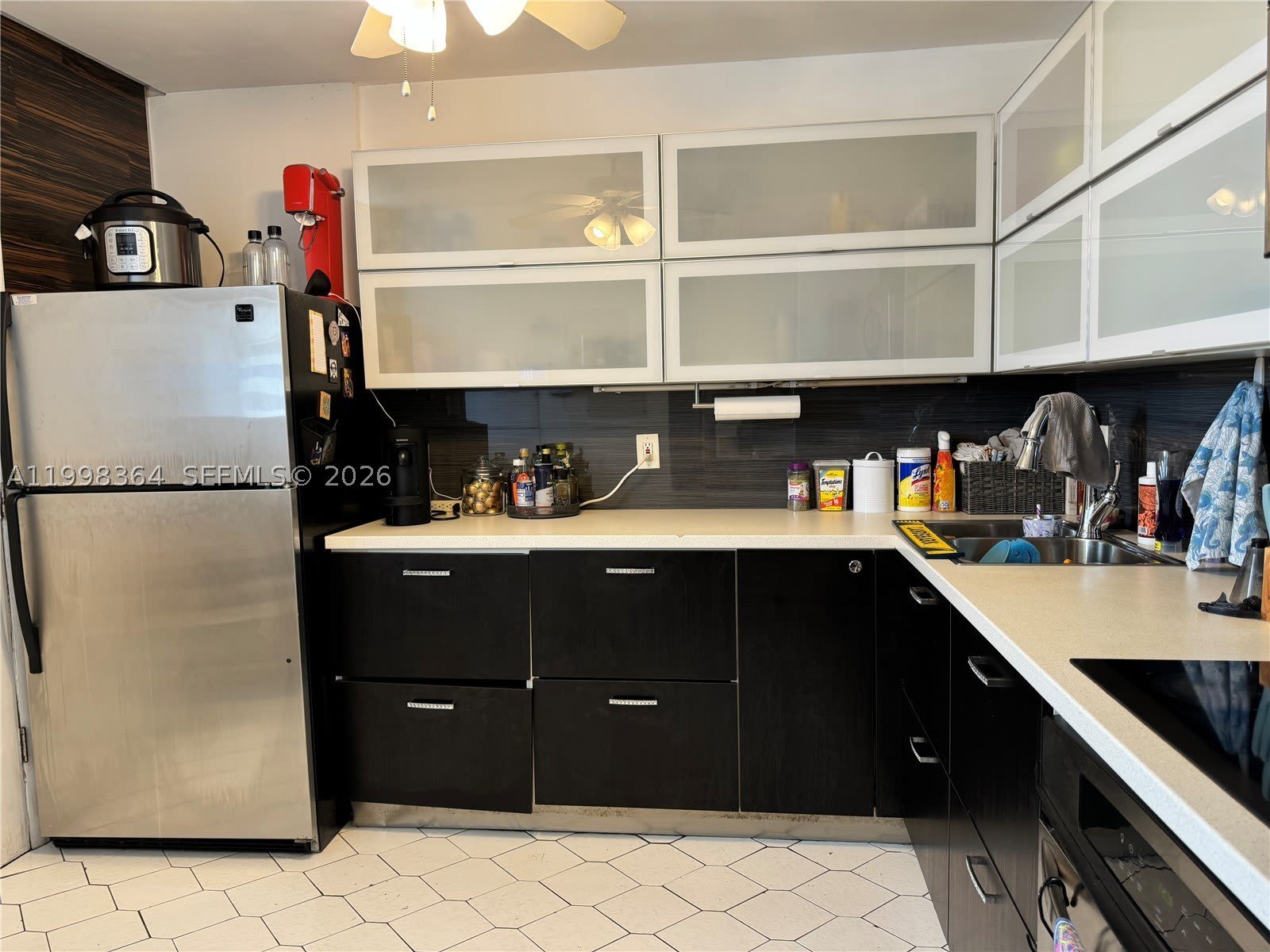 3660 NE 166th St – photo 2