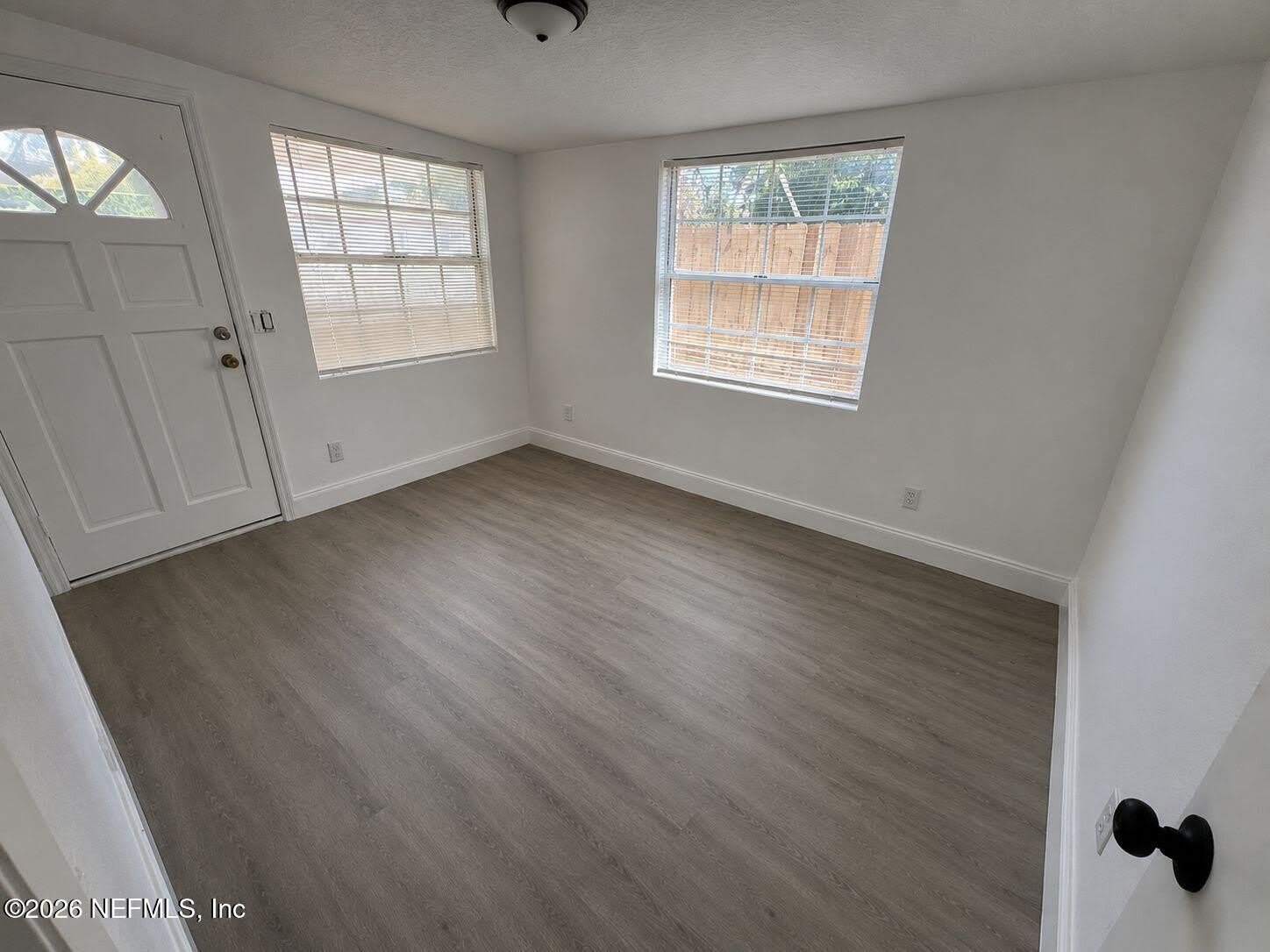 822 E 60Th Street – photo 2