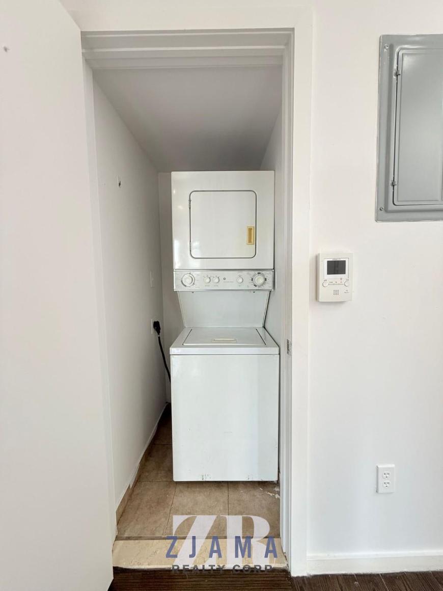 950 Nostrand Avenue – photo 5