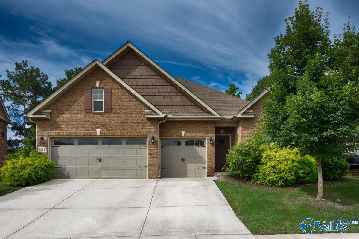 207 Blackwood Drive – photo 2