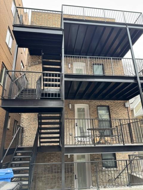 715 West Aldine Ave. – photo 2