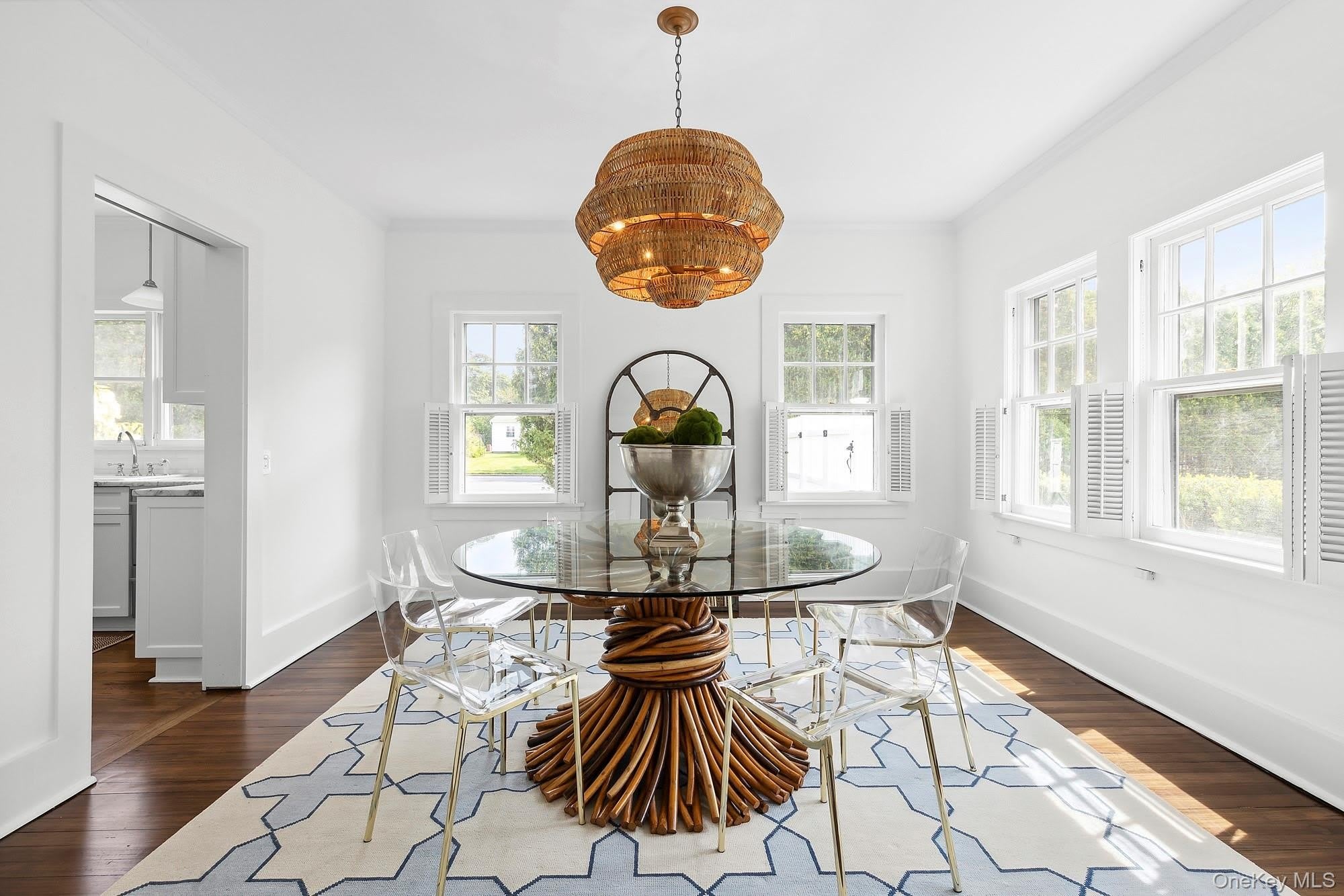 1 Bishop Avenue – photo 5