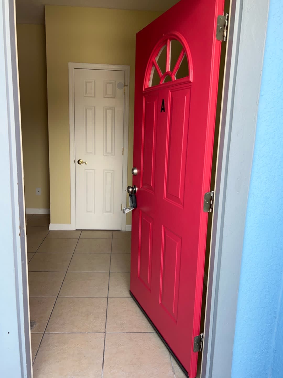 201 Watts Lane – photo 2