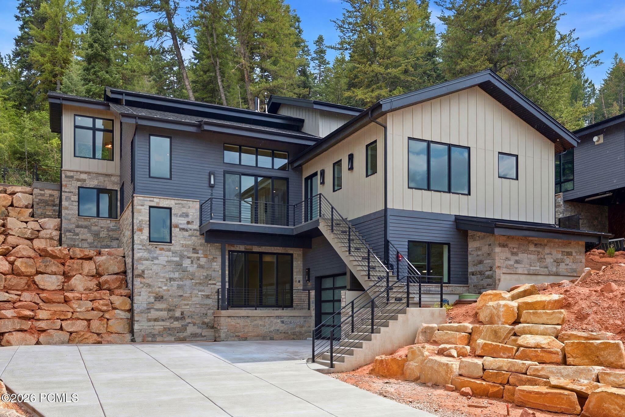 4043 W Crest Court – photo 1
