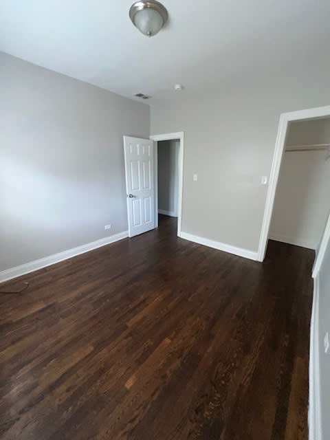 707 W 80th St #2 – photo 2