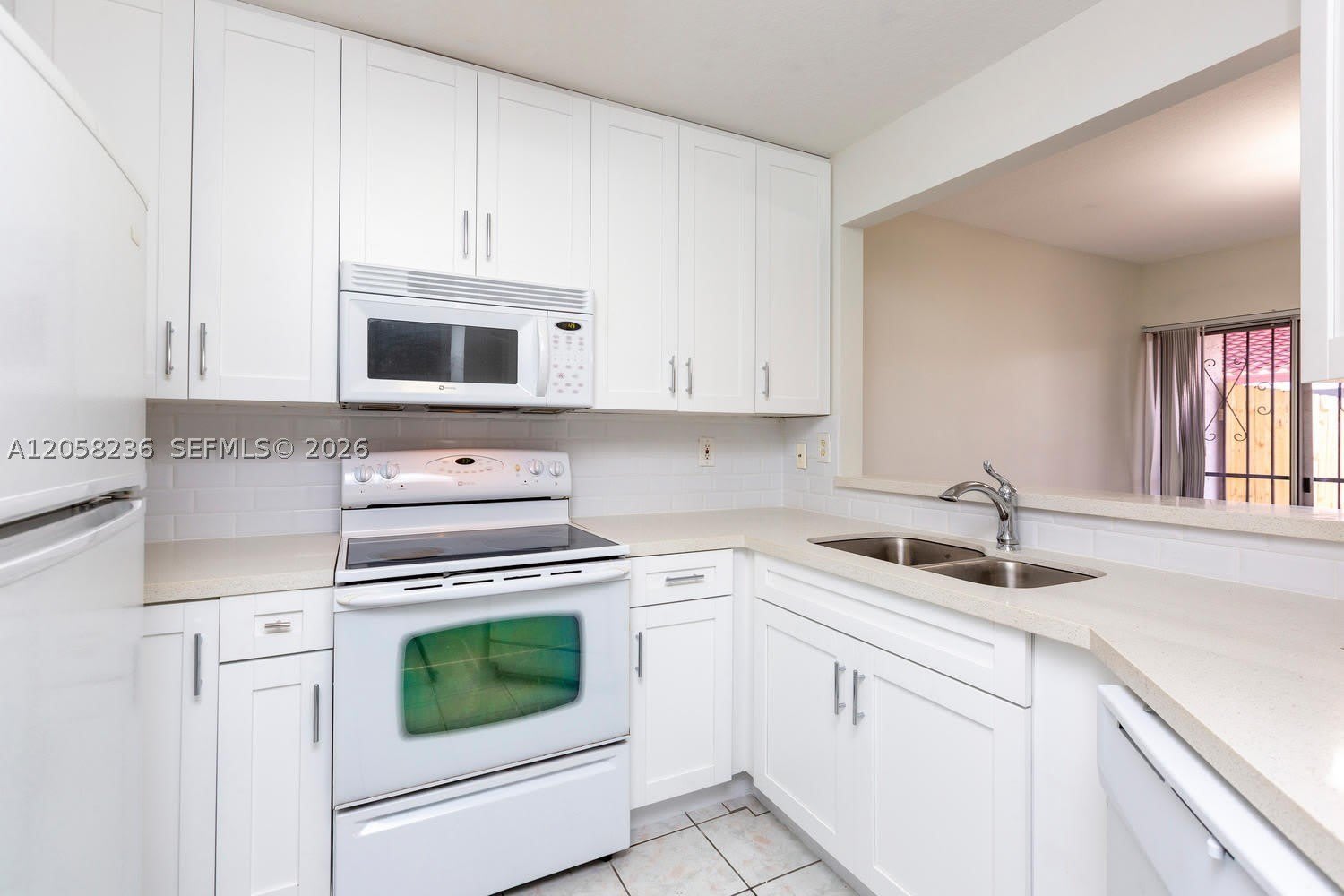 20700 SW 81st Ave – photo 3