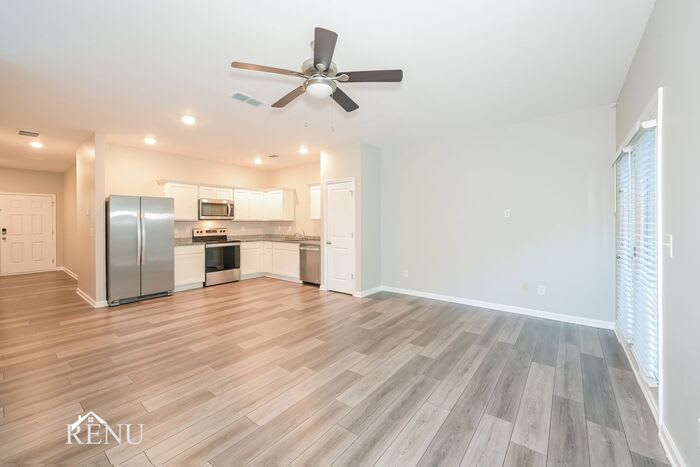 3079 Calcutta Street – photo 4