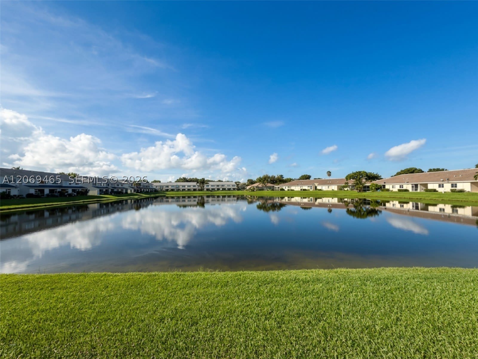 3152 SW 49th St – photo 2