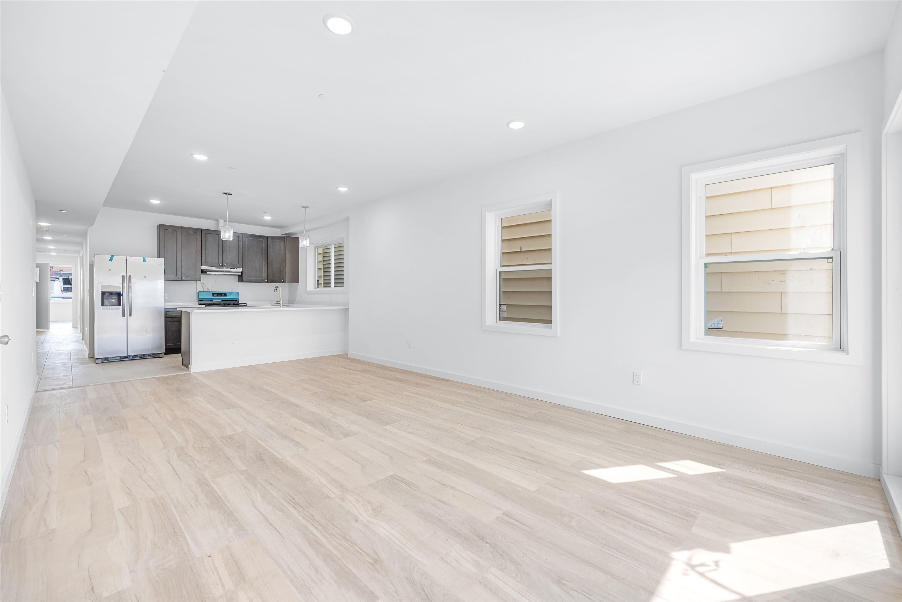 418 11TH ST – photo 4