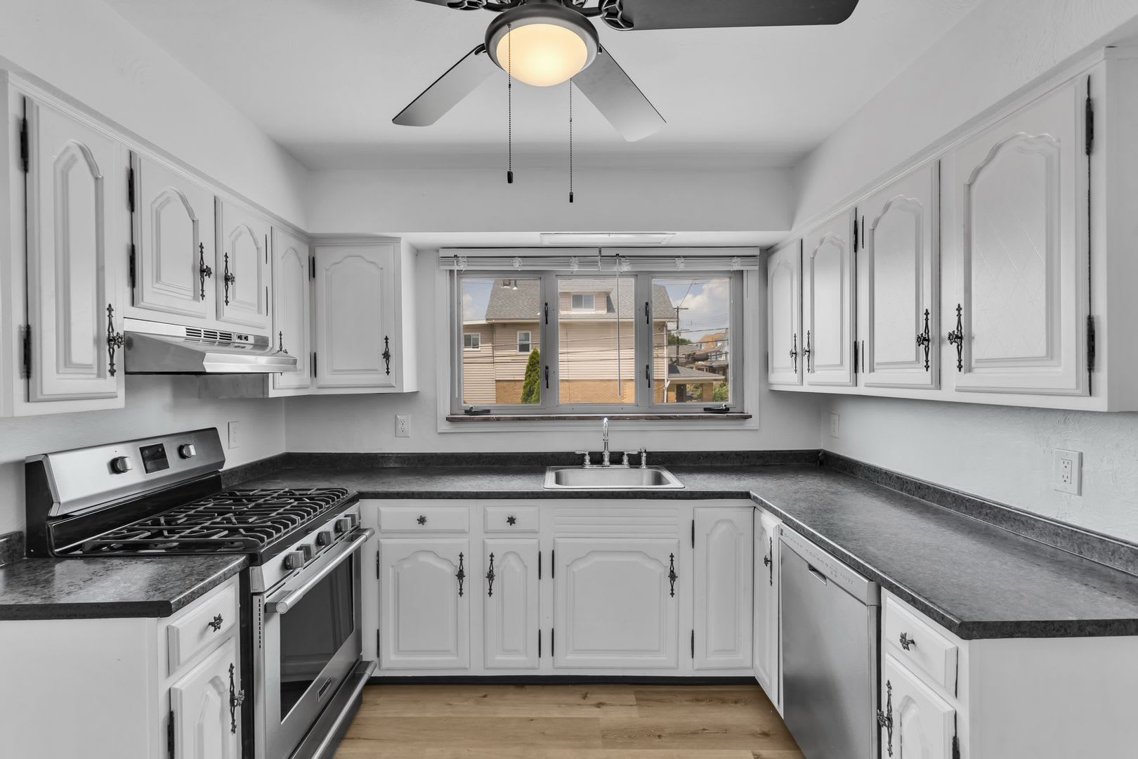 Newly Updated 3BR Home with Off-Street Parking – photo 2
