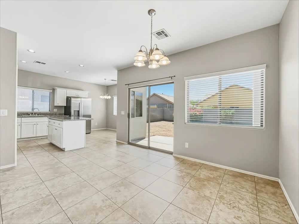 1606 S 79th Ln – photo 4