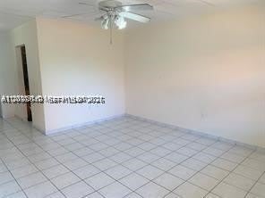 4655 Palm Ave – photo 2