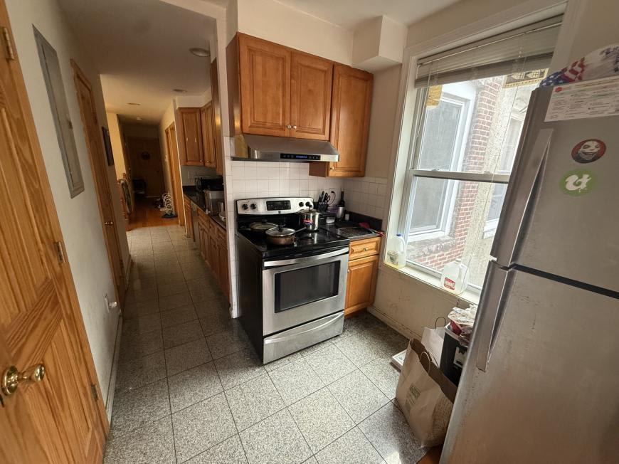 10 Moreland St. – photo 2