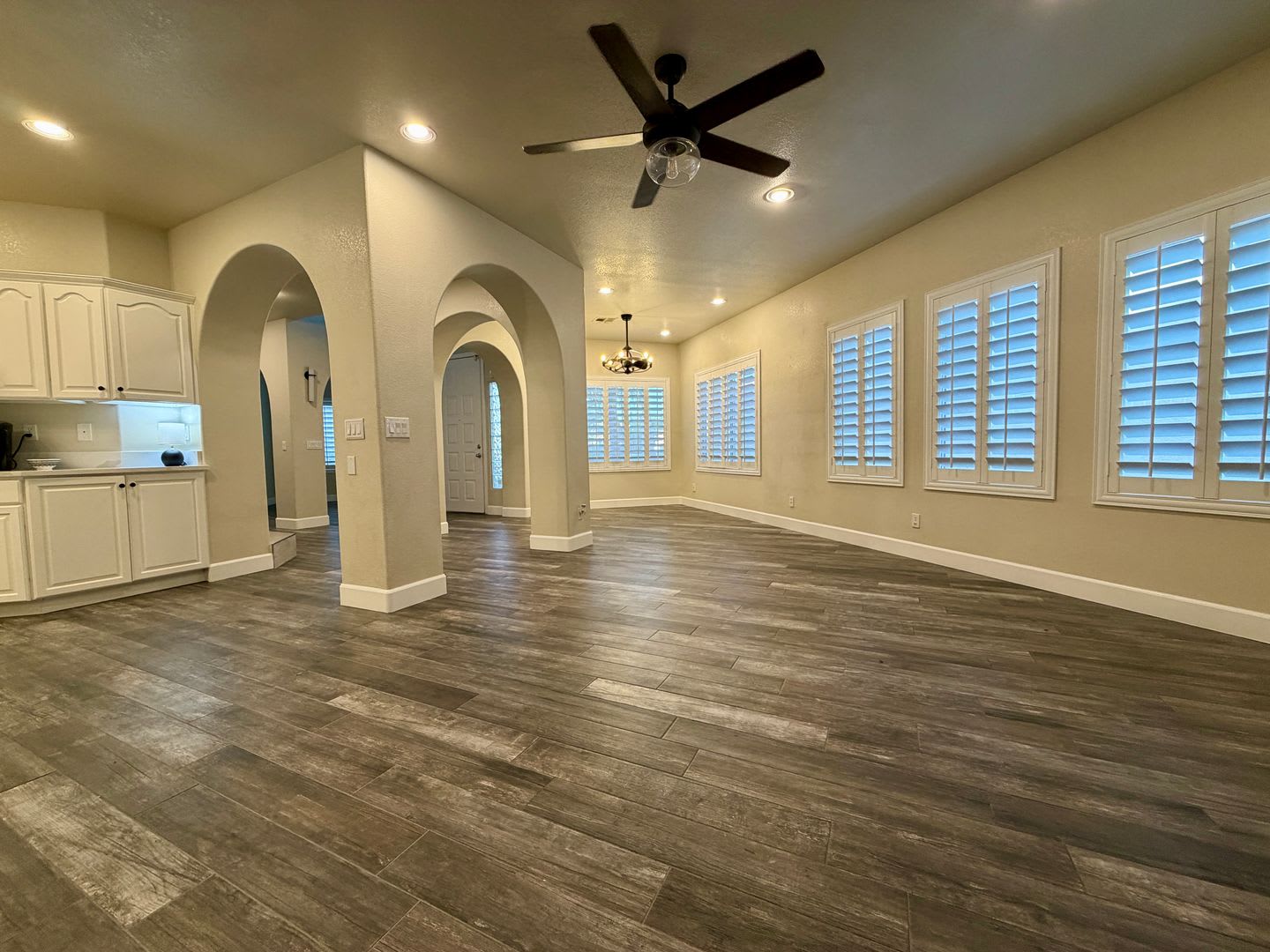 Stunning Calico Ridge Home with Strip Views, Pool & Spa – photo 5