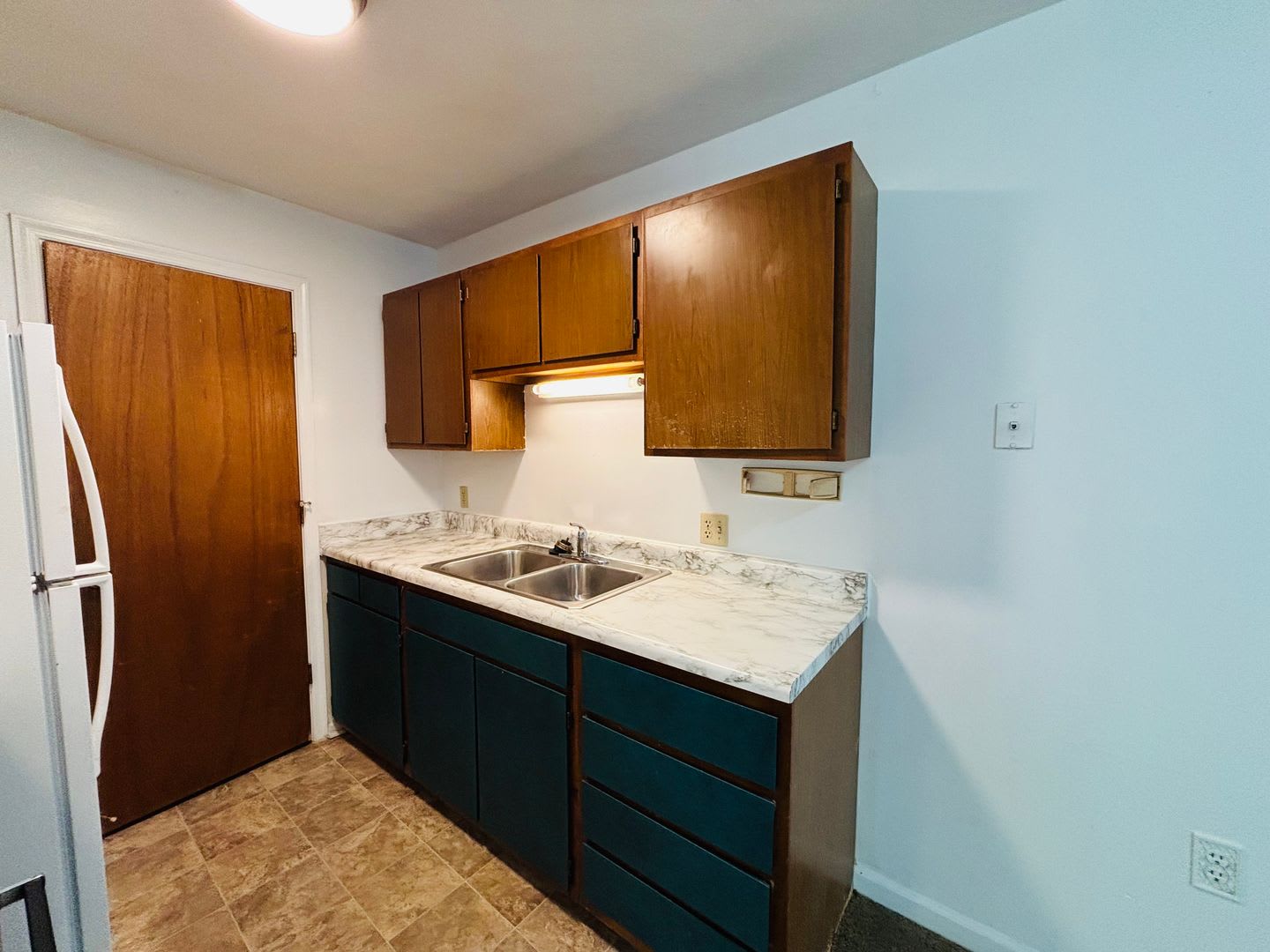 3 Bedroom 1 Bath Condo – photo 4