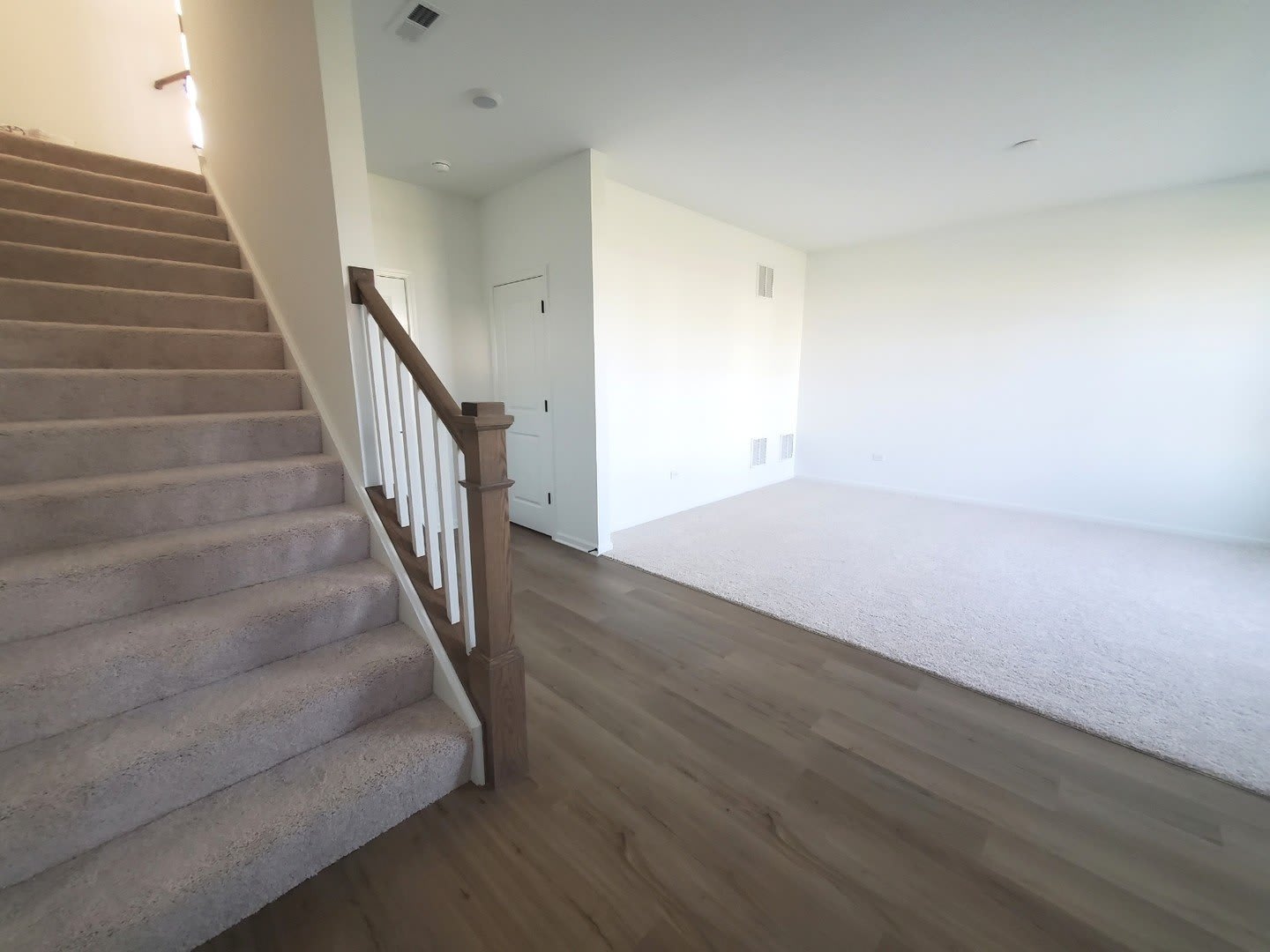 4499 Chelsea Manor Circle – photo 2