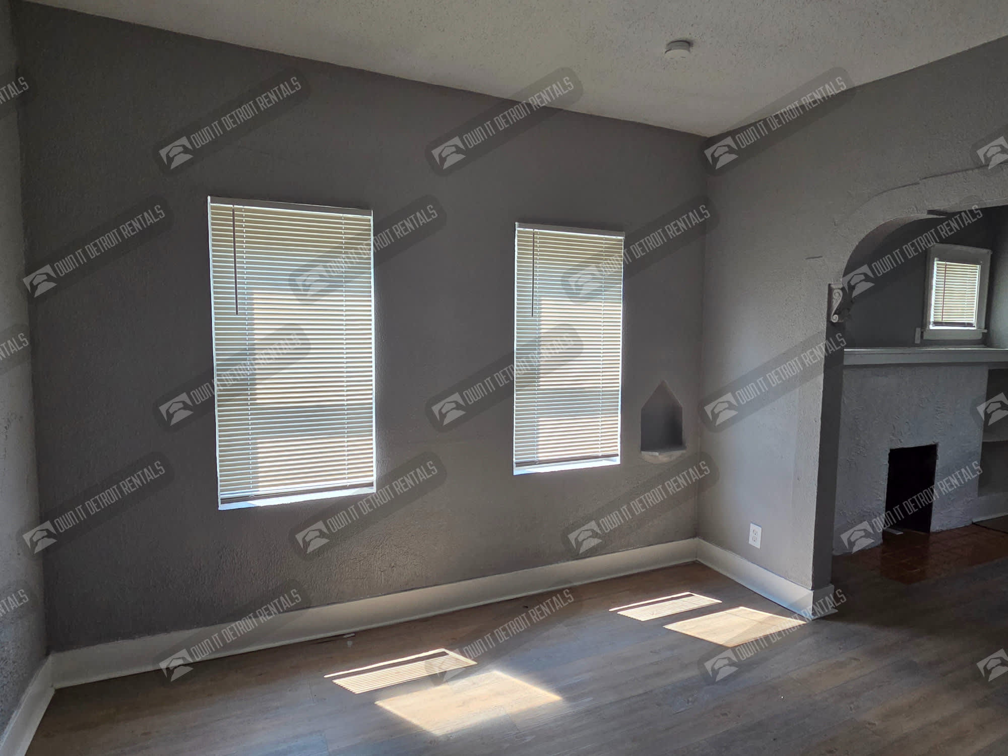 4810 Lenox St – photo 5