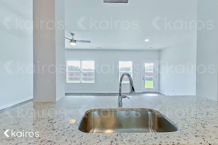 6109 Stonewater Court – photo 5