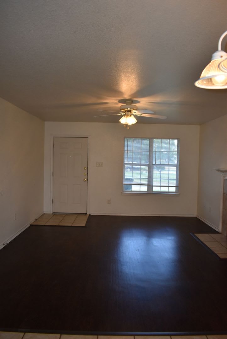 3 BR 2 BATH HARKER HEIGHTS DUPLEX – photo 2