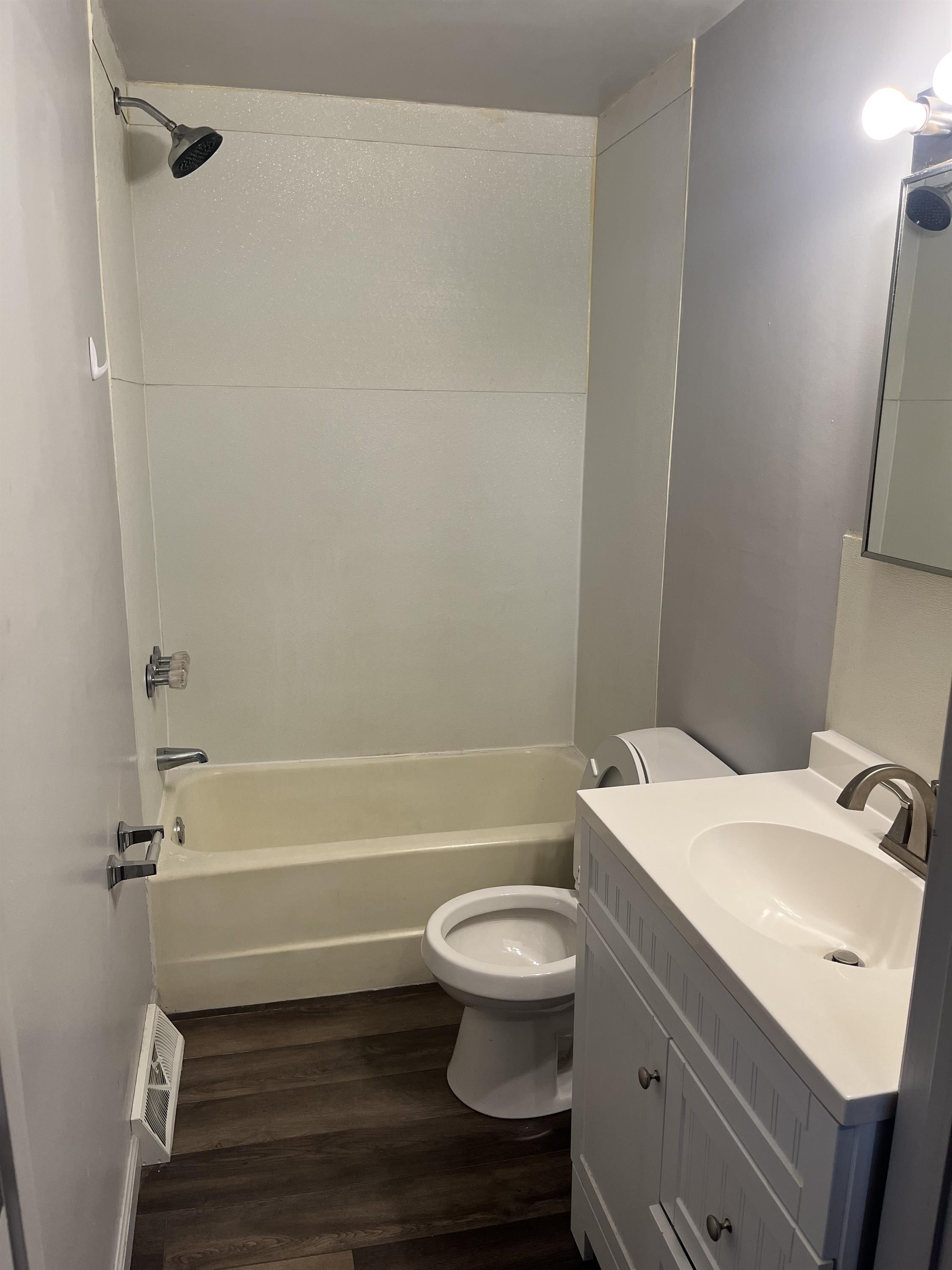16 East 1st Avenue – photo 5