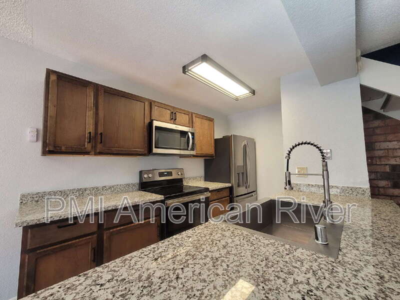 10 La Pera Ct – photo 3
