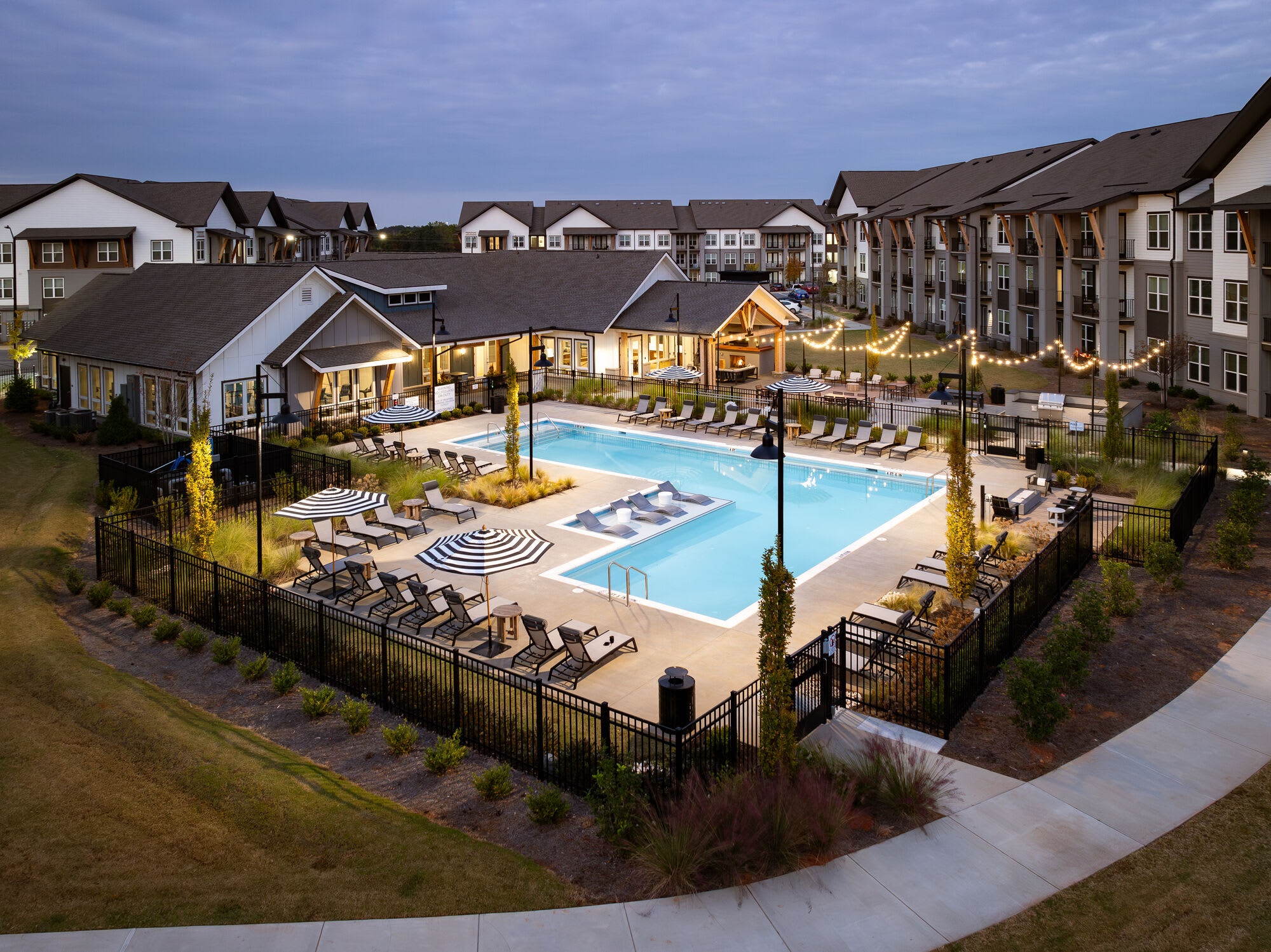 Render Covington – photo 1