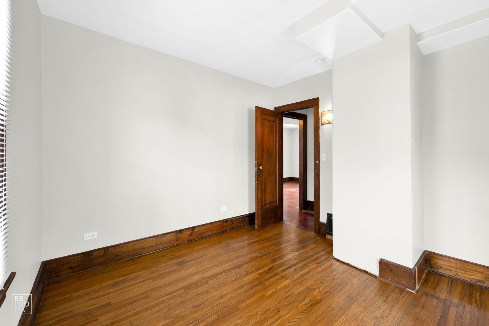 Three Bedroom Home Near Aurora University – photo 4