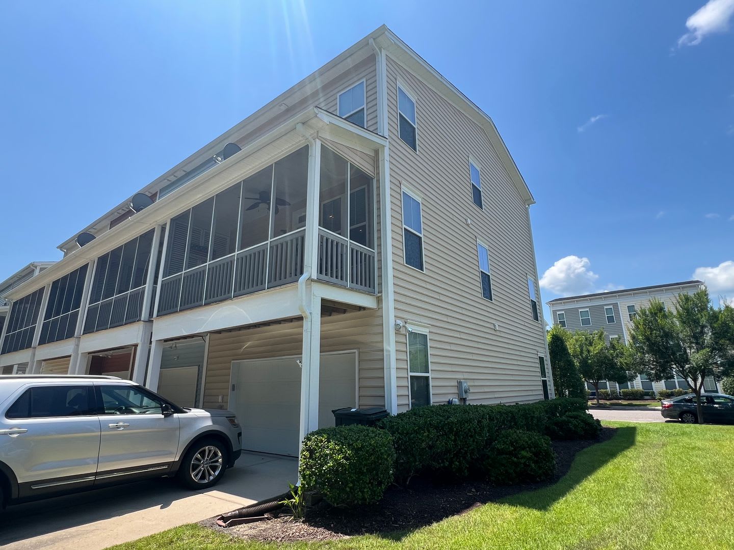 3 Bedroom 4 Bath Townhouse in Bolton's Landing – photo 3