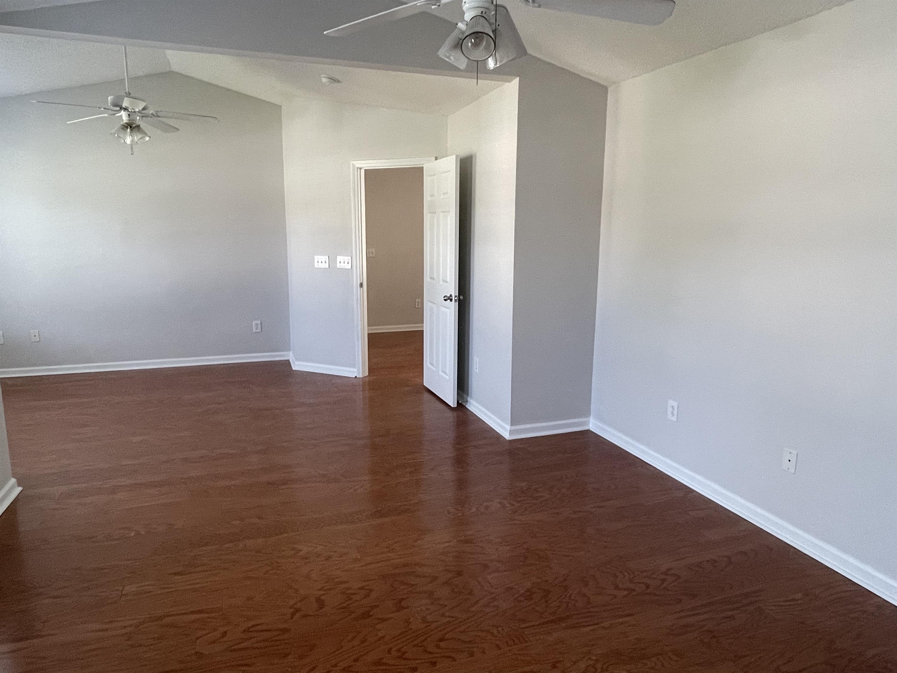 2704 North Holmes Court – photo 3