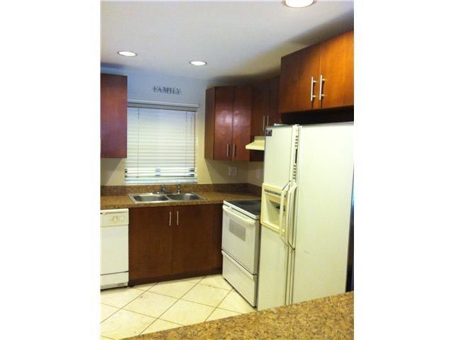 3029 Riverside Drive – photo 3