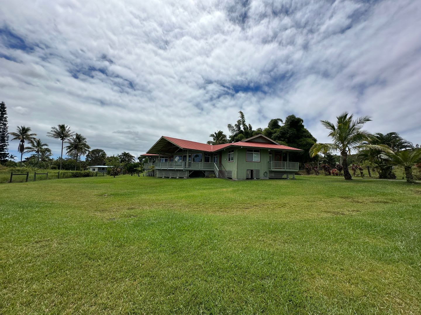 4 Bedroom/ 2.5 Bath – photo 1