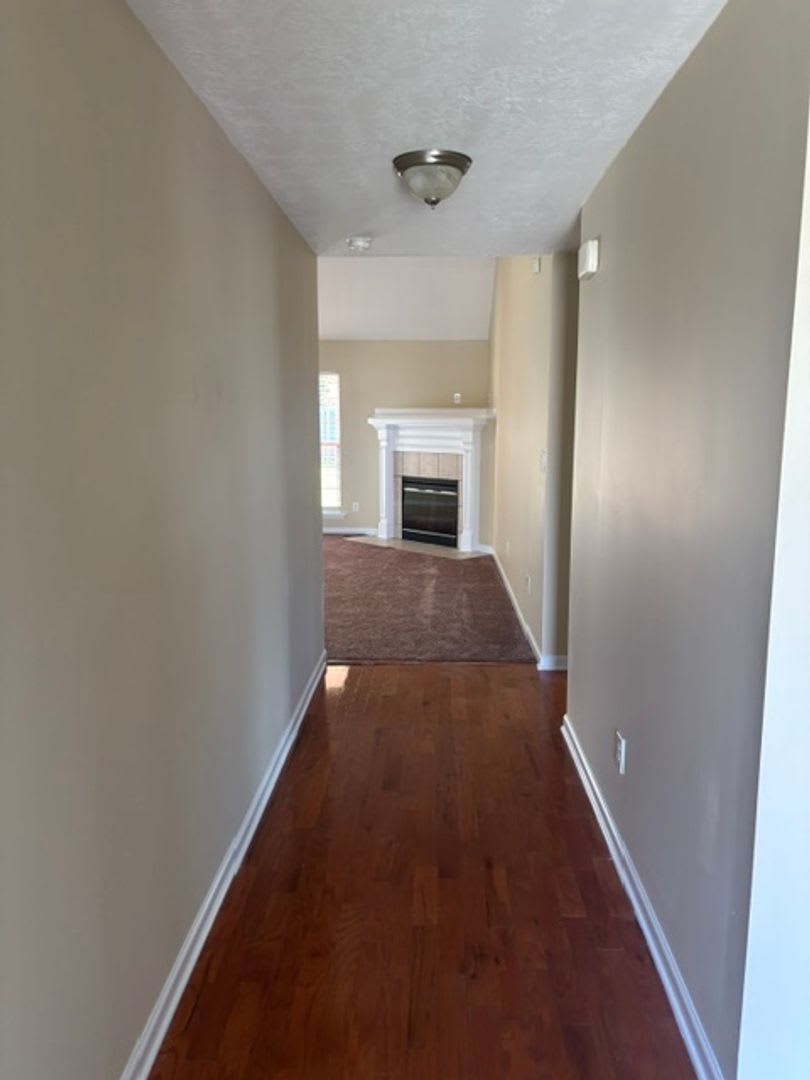 Available Now 452 Lory Lane – photo 2