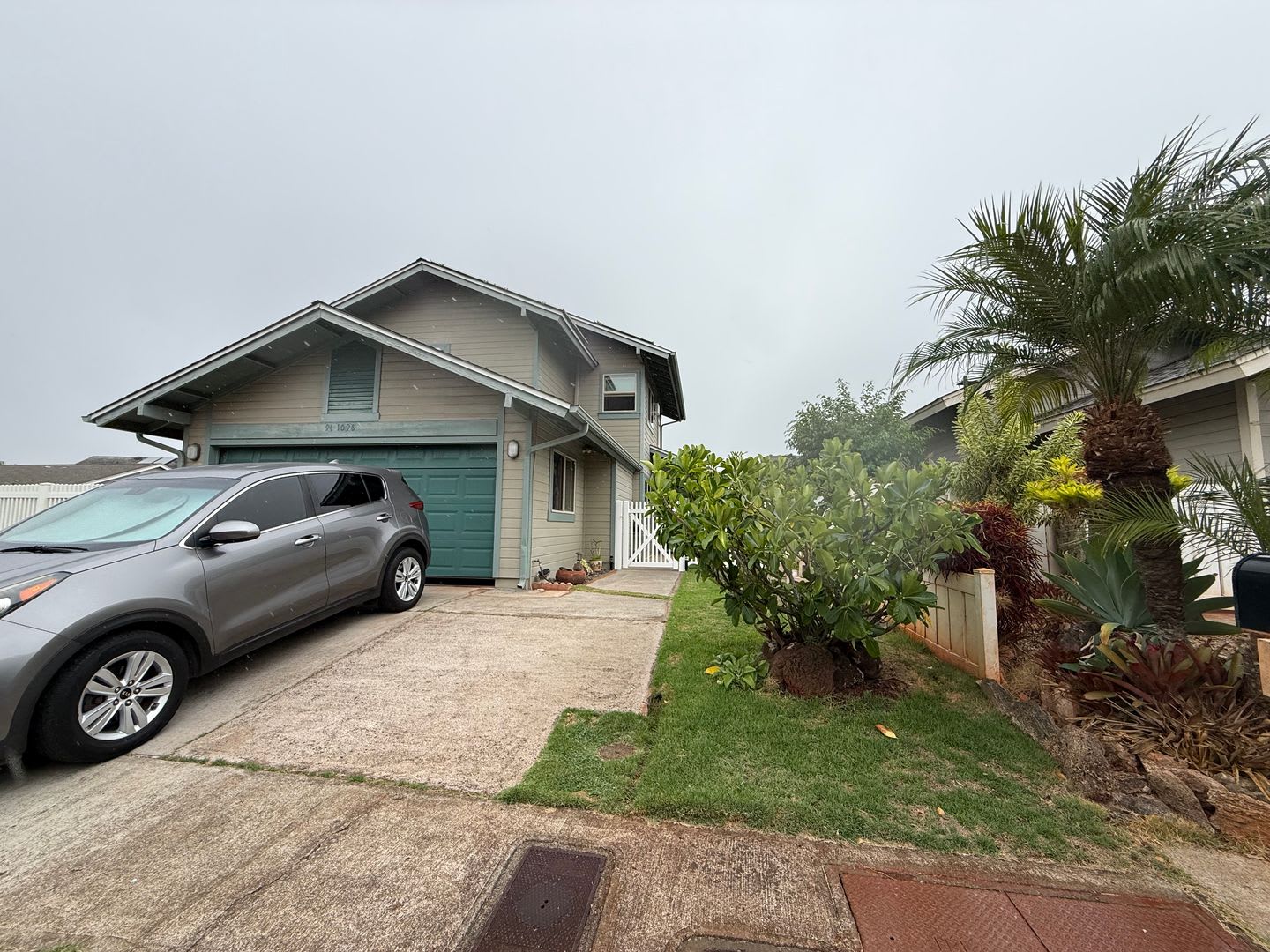 Royal Kinia Single Family 3 Bedroom 2 5 Bath 2 Car Garage – photo 4