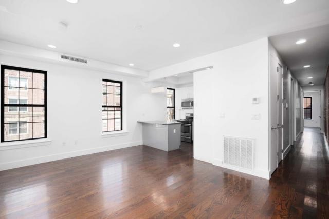 2318 Avenue D – photo 3