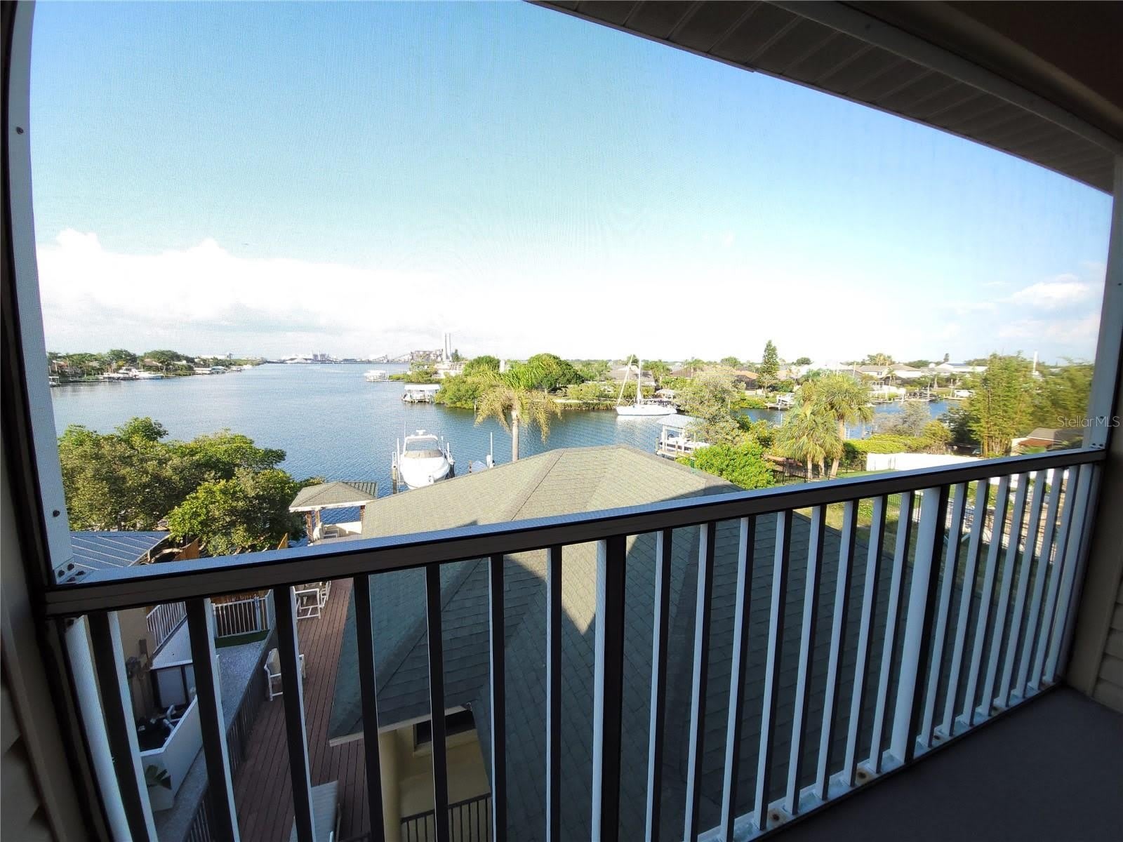 1209 APOLLO BEACH Boulevard – photo 3