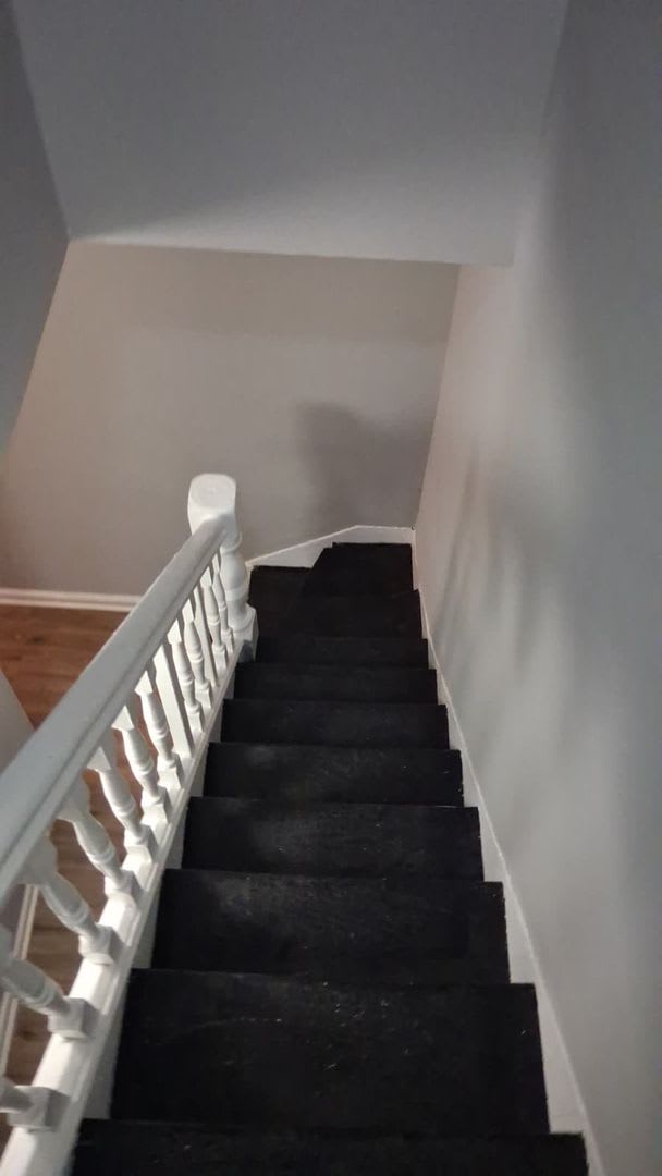 Three Bedroom One Bathroom Ready For ASAP Move In – photo 5