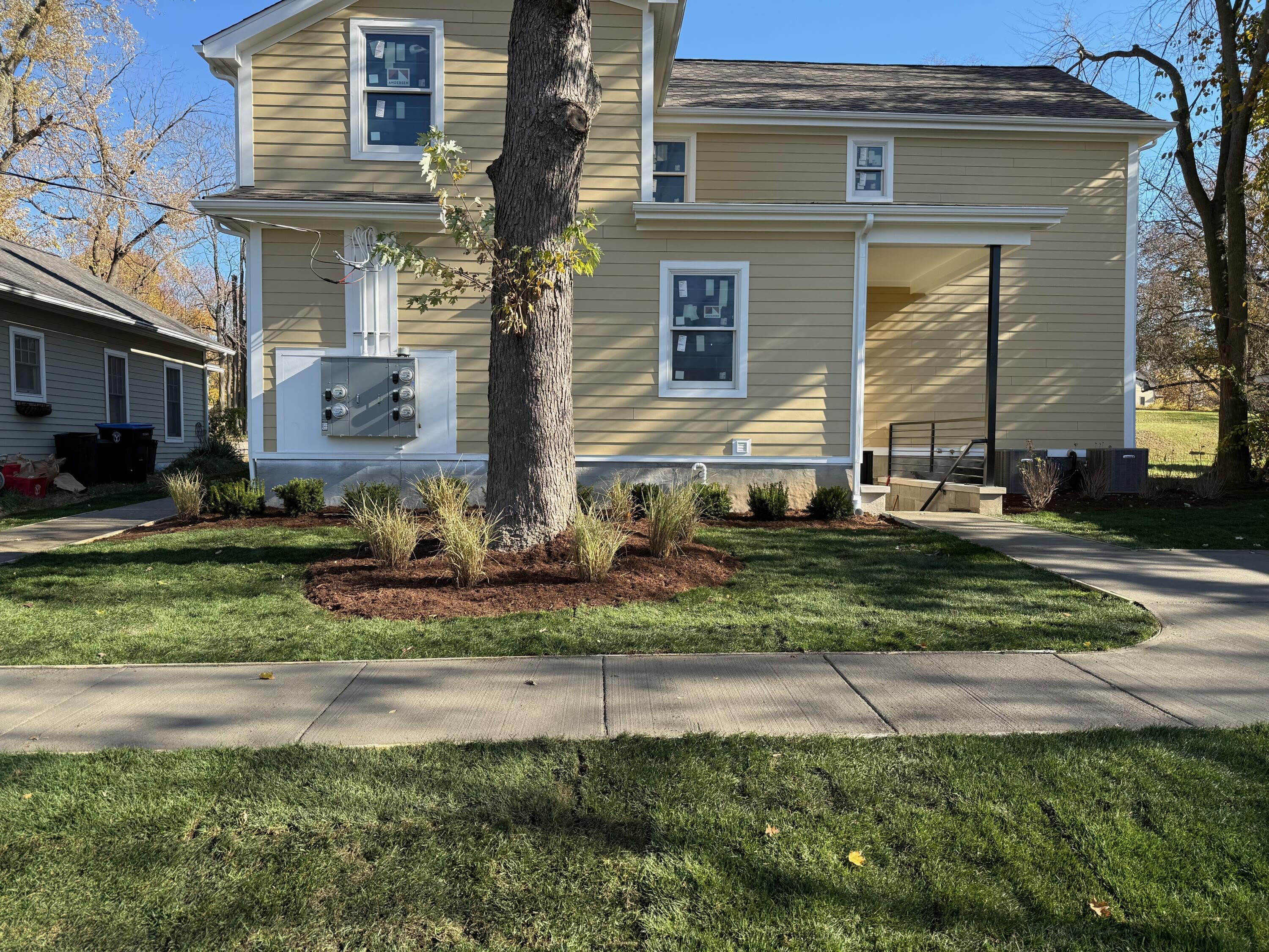 627 N River – photo 3