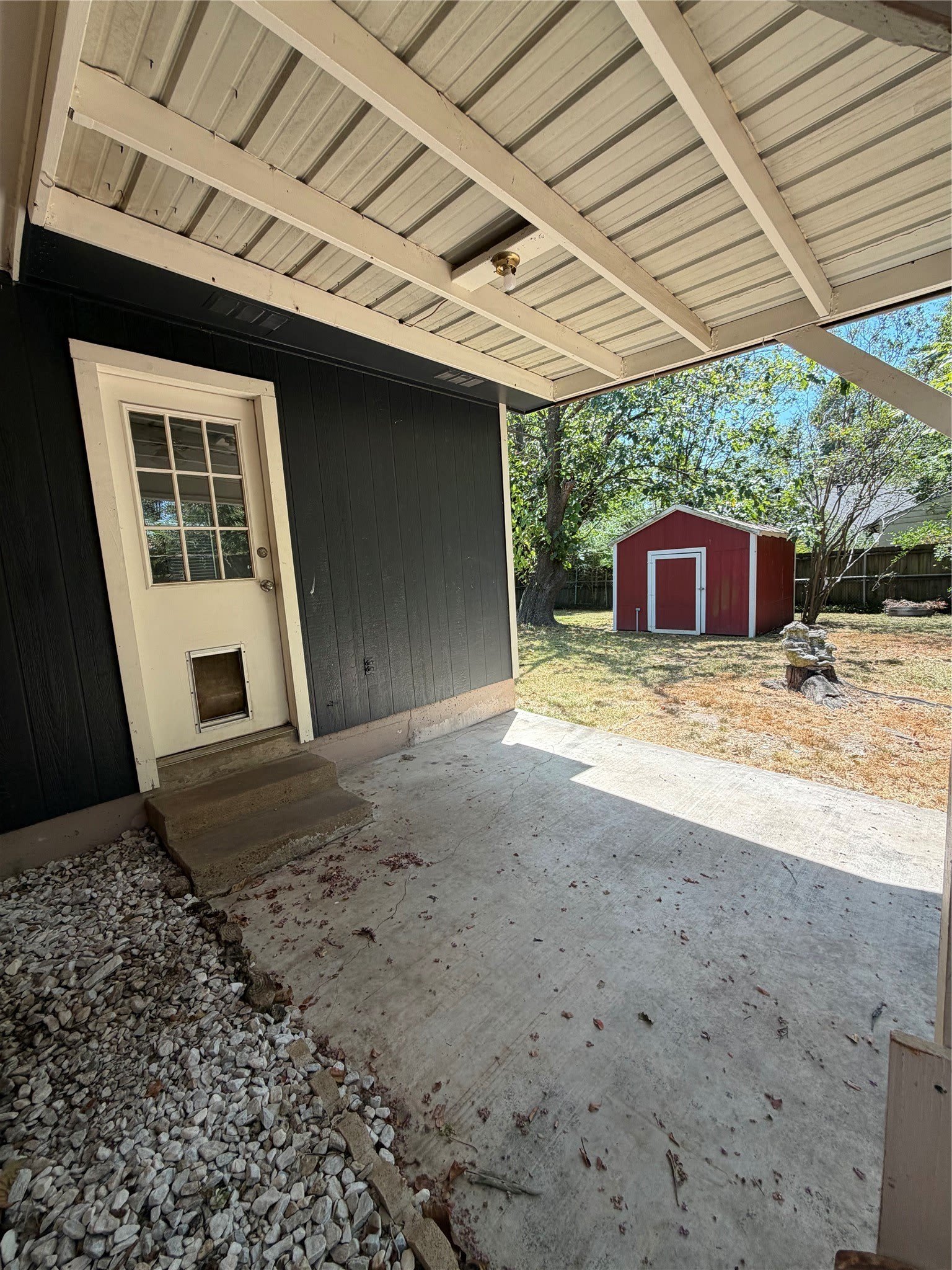 2220 Bella Vista Drive – photo 2