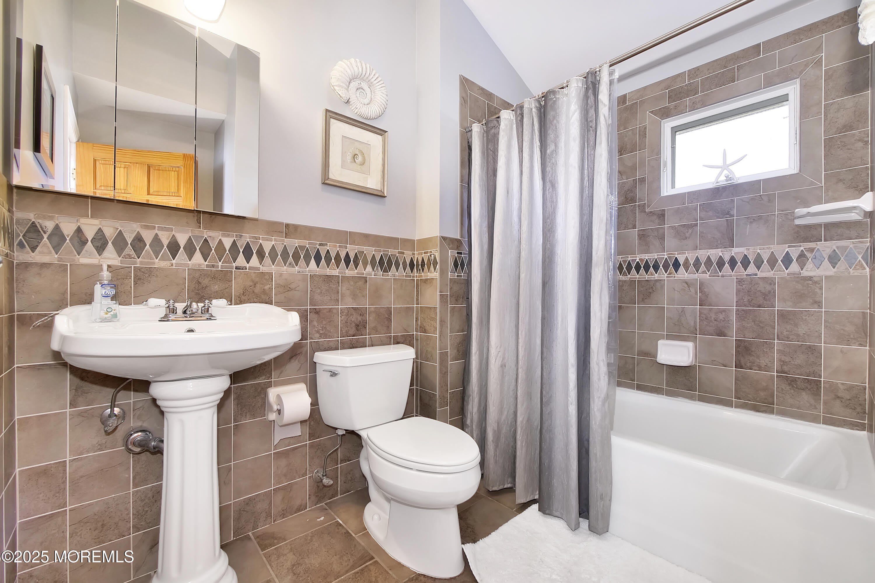 121 3rd Avenue – photo 5