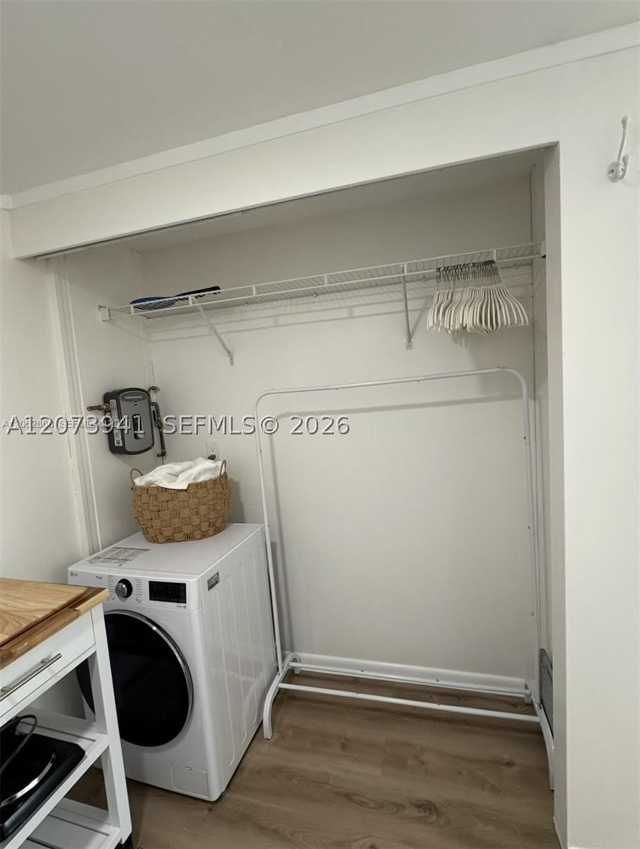 914 N Ocean Breeze – photo 3
