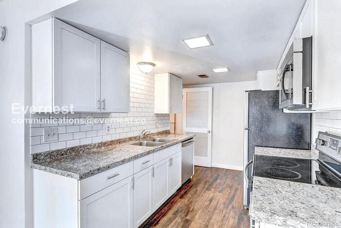 14522 East 13th Avenue – photo 2