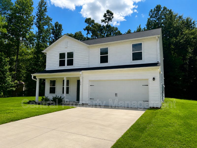 124 Brooks Drive – photo 1