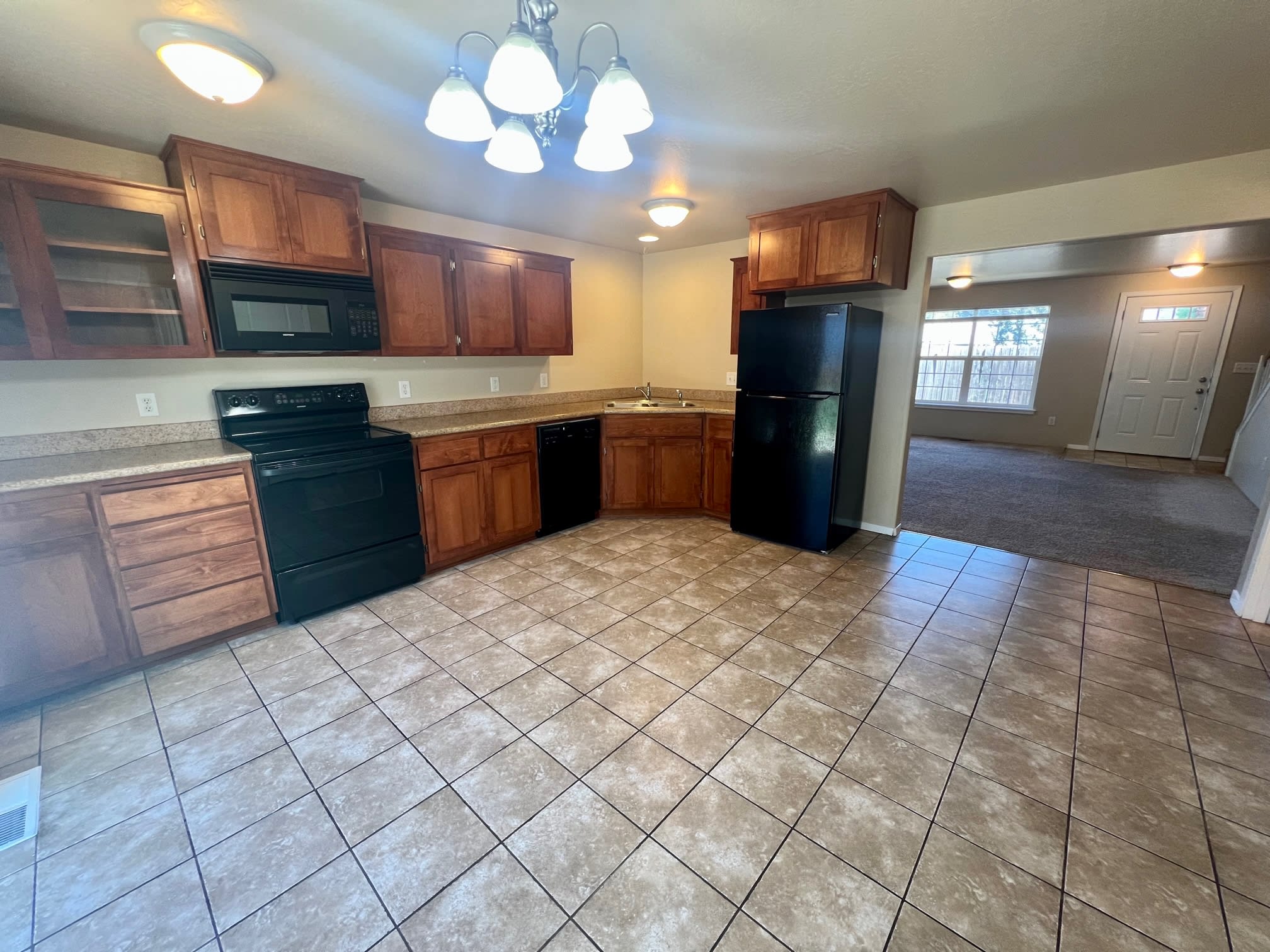 173 North Royal Avenue – photo 2