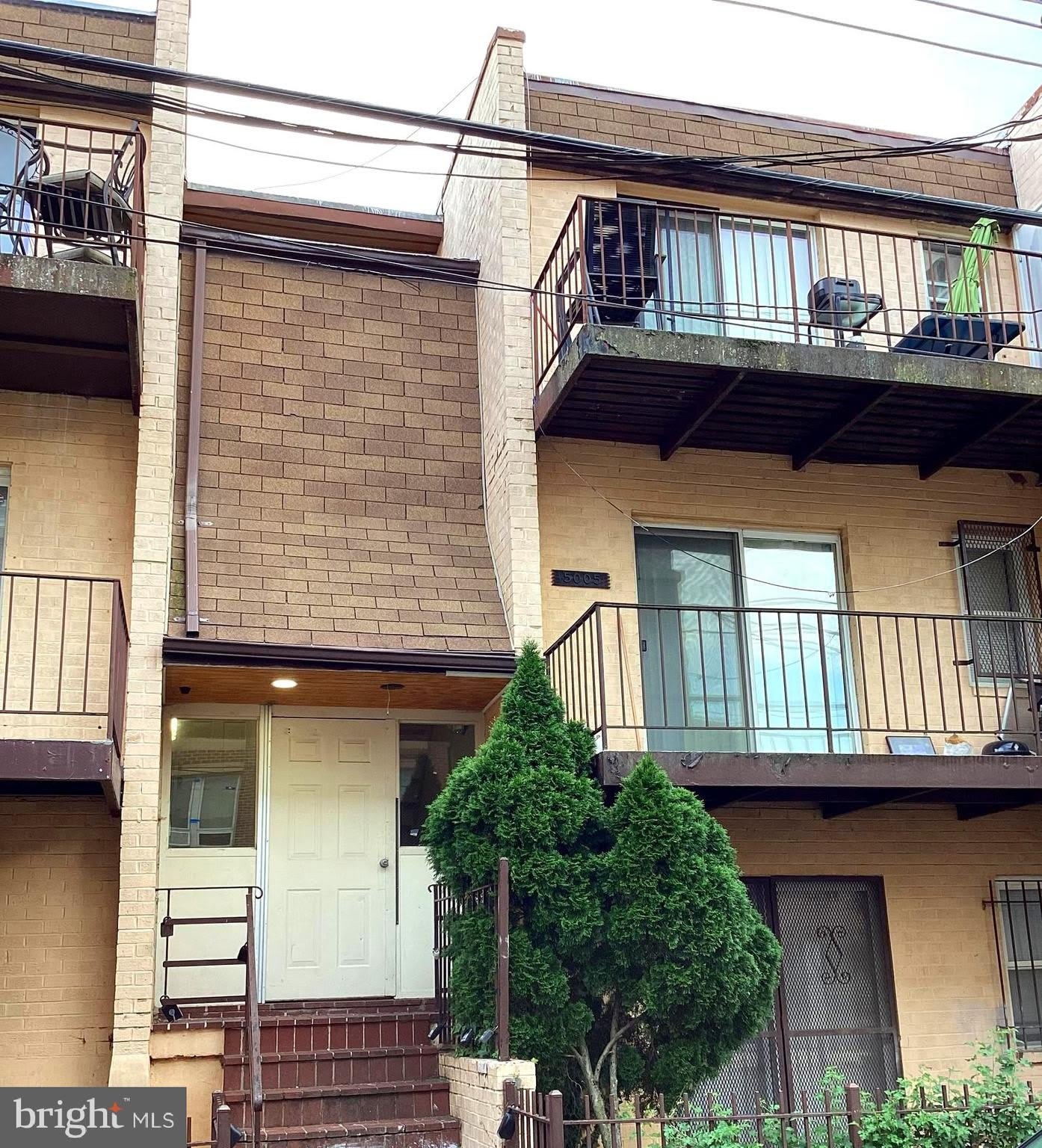 5005 D Street SE – photo 1